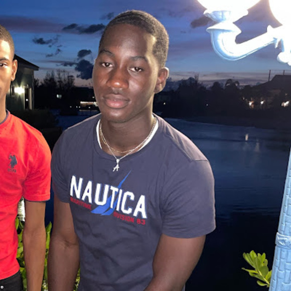 Meet your Posher, Antwaine - Picture 1 of 1